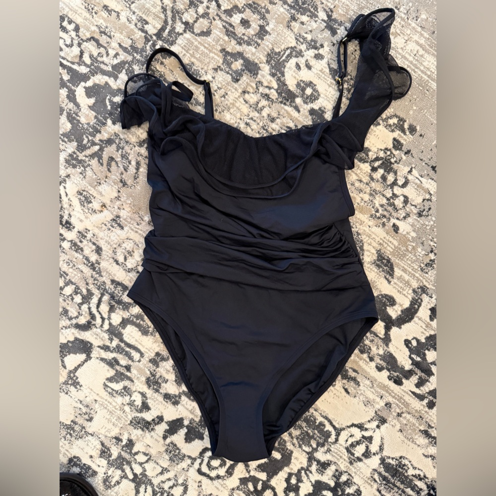 NWT Bleu Rod Beattie Frill Seeker One Shoulder One Piece Swimsuit, Black, Sz 10
